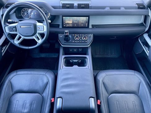 Used 2022 Land Rover Defender 110 S AWD/4WD image 16