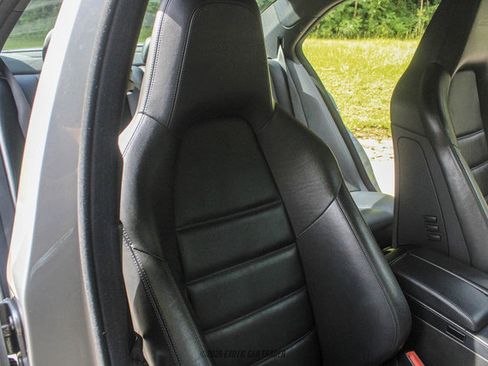 Used 2013 Mercedes-Benz C 63 AMG Sedan image 26
