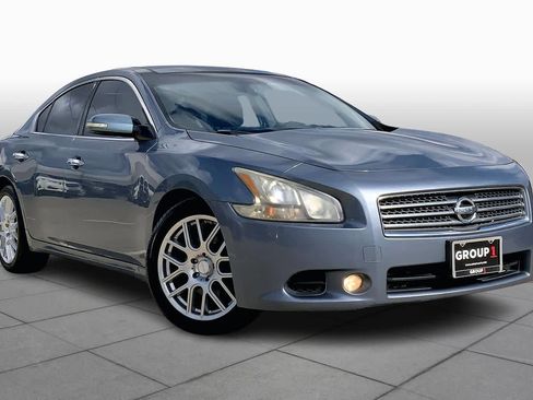 Used 2010 Nissan Maxima 3.5 SV w/ Premium Pkg image 2