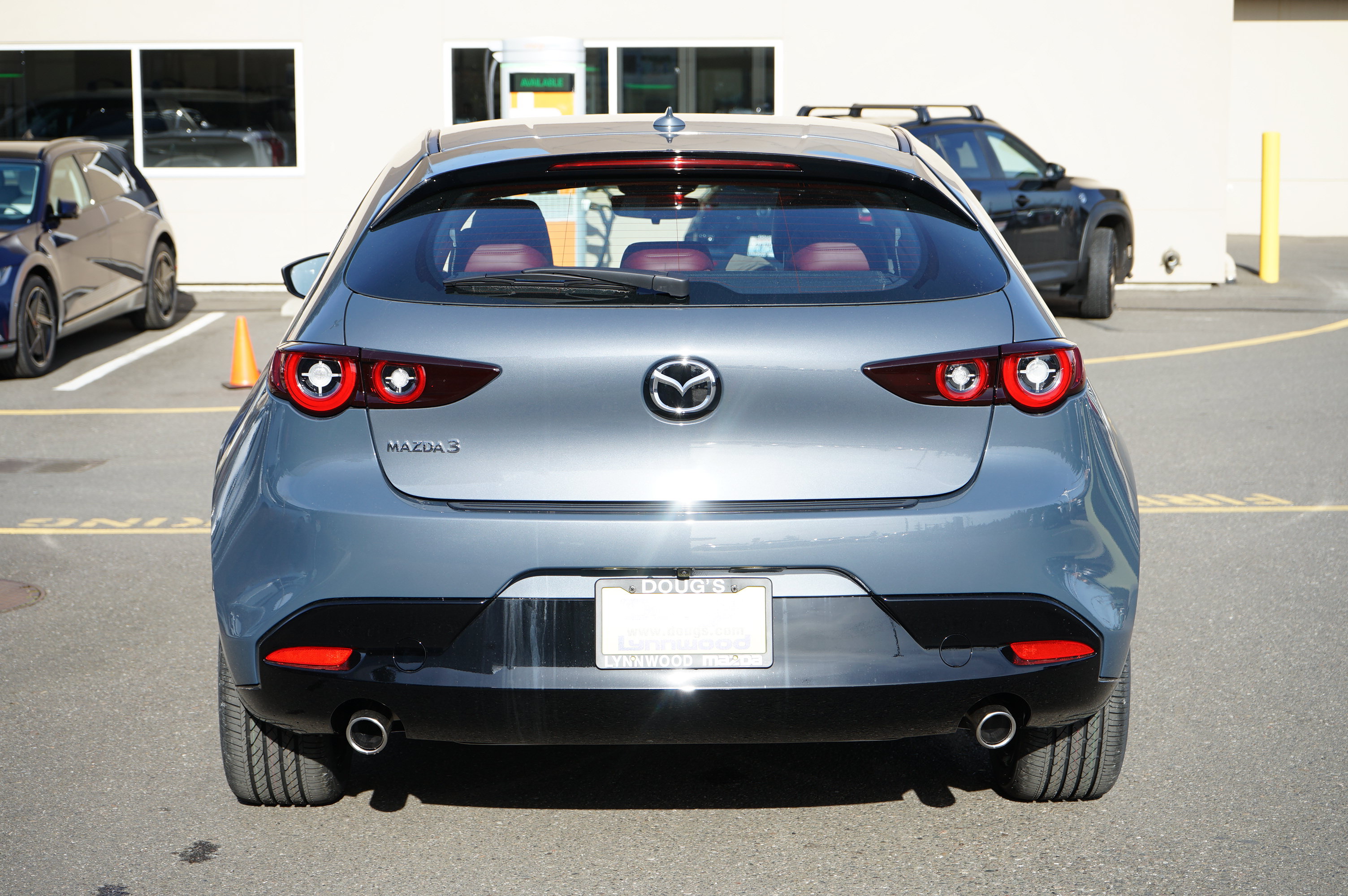 New 2026 MAZDA MAZDA3 2.5 S Hatchback w/ Premium Pkg FWD image 4
