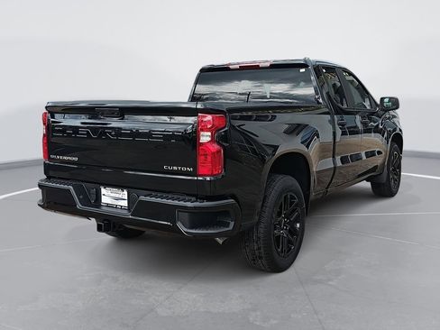 New 2026 Chevrolet Silverado 1500 Custom image 3