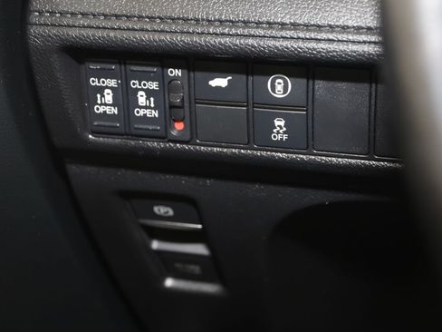 Used 2024 Honda Odyssey Sport image 25