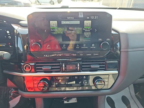 Used 2024 Nissan Pathfinder Platinum w/ Cargo Package image 25