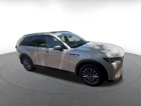 Used 2025 MAZDA CX-90 3.3 Turbo w/ Preferred Package AWD/4WD image 2