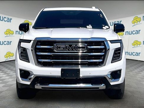Used 2025 GMC Yukon XL Elevation w/ Elevation Premium Package AWD/4WD image 2