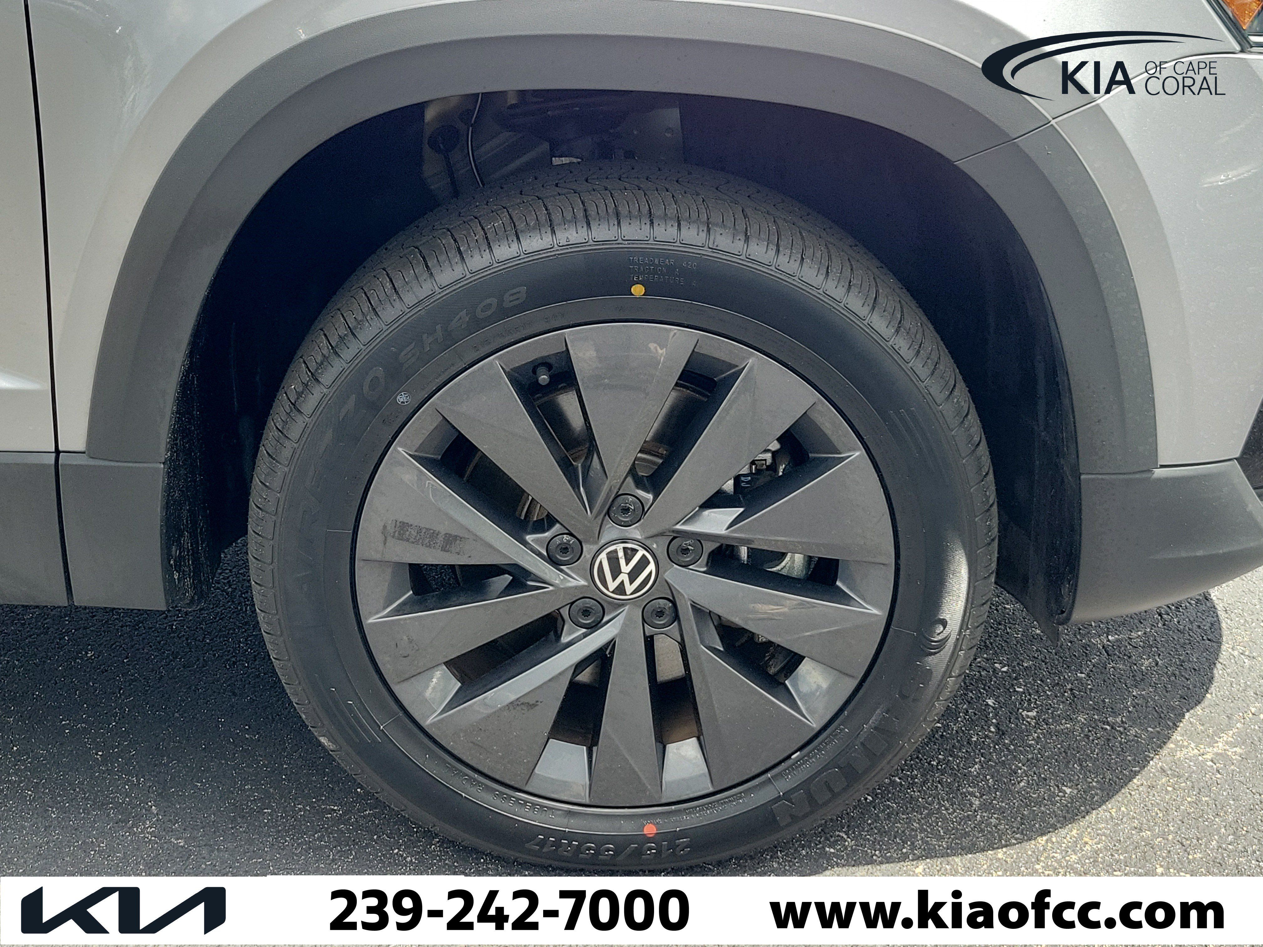 Used 2024 Volkswagen Taos S FWD image 7