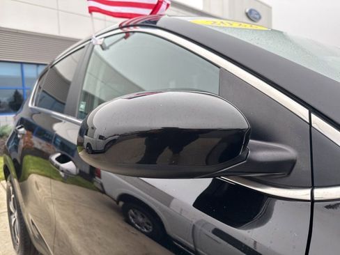 Used 2022 Kia Sportage LX image 13