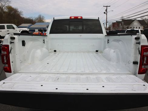Used 2024 RAM 2500 Laramie AWD/4WD image 17