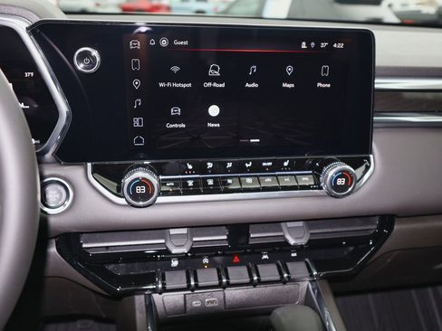 New 2026 GMC Canyon Elevation w/ Convenience Package image 12