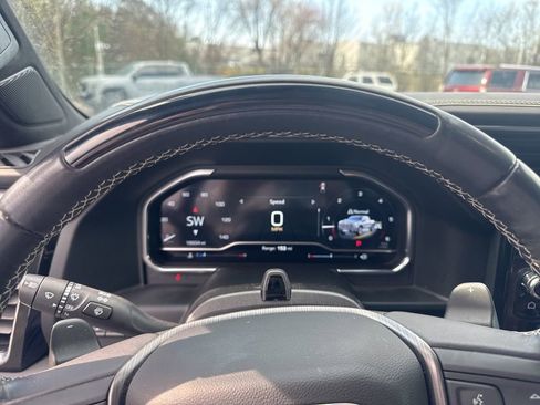 Used 2024 GMC Sierra 1500 Denali Ultimate image 10