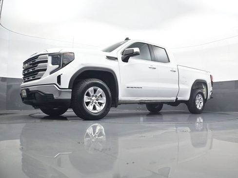Used 2023 GMC Sierra 1500 SLE AWD/4WD image 26