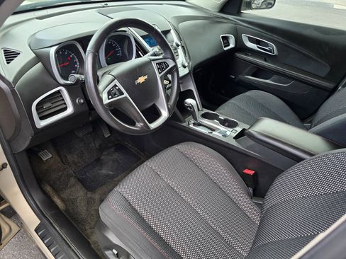 Used 2011 Chevrolet Equinox LT AWD/4WD image 11