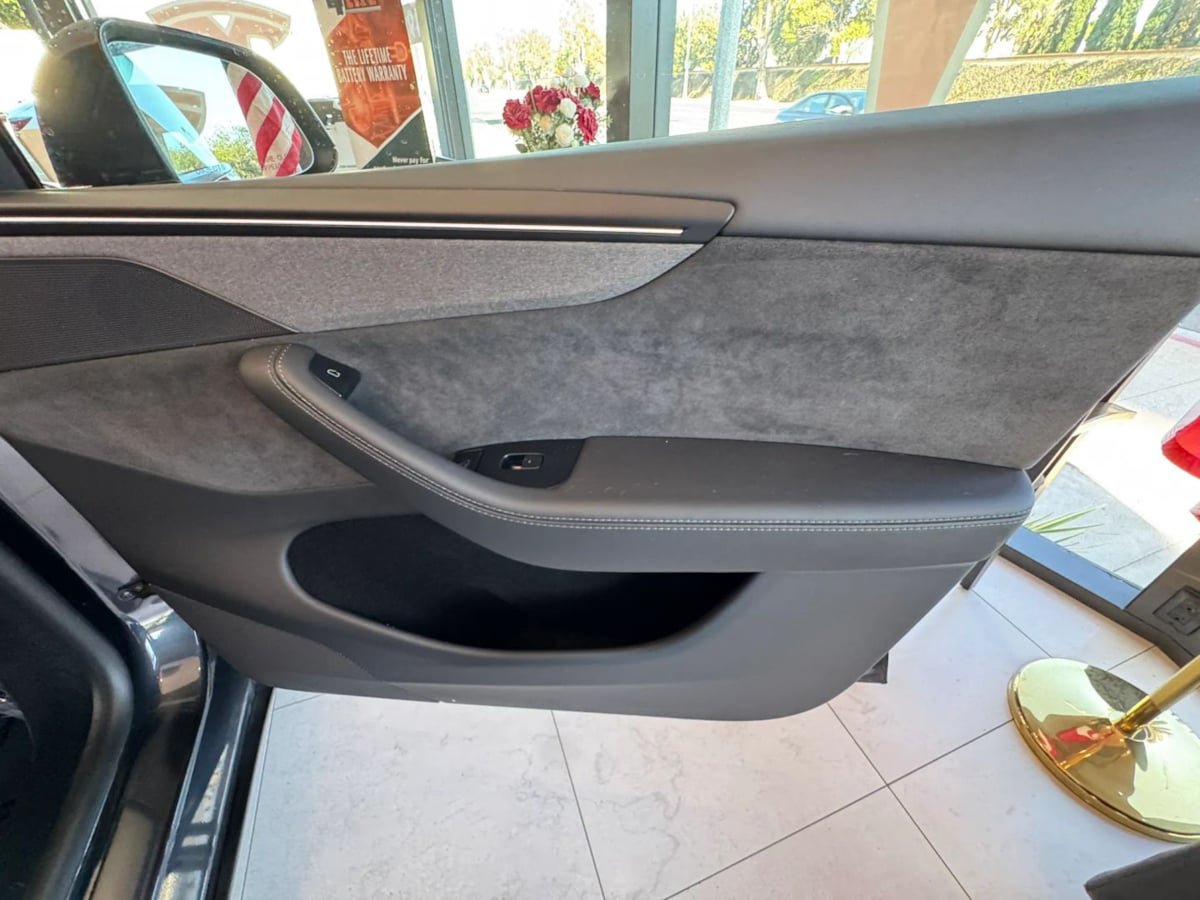 Used 2026 Tesla Model Y AWD image 20