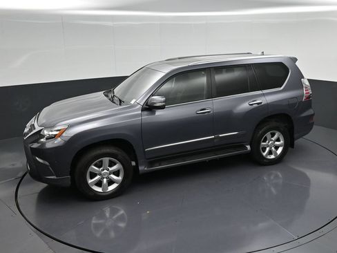Used 2019 Lexus GX 460 w/ Navigation Package AWD/4WD image 24