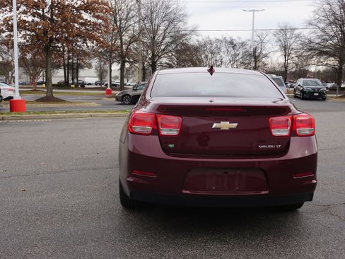 Used 2015 Chevrolet Malibu LT w/ Power Convenience Package image 5