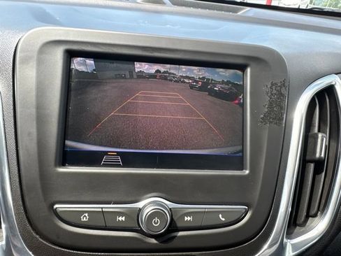 Used 2020 Chevrolet Equinox LT AWD/4WD image 18