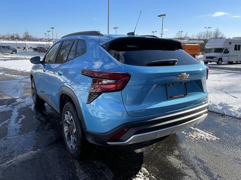 Certified 2026 Chevrolet Trax LT image 5