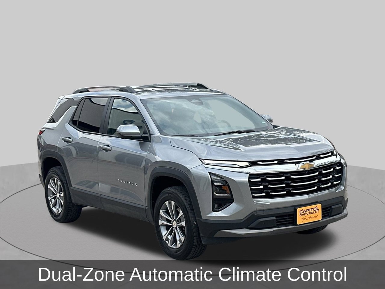 Used 2025 Chevrolet Equinox LT w/ Convenience Package II FWD image 6