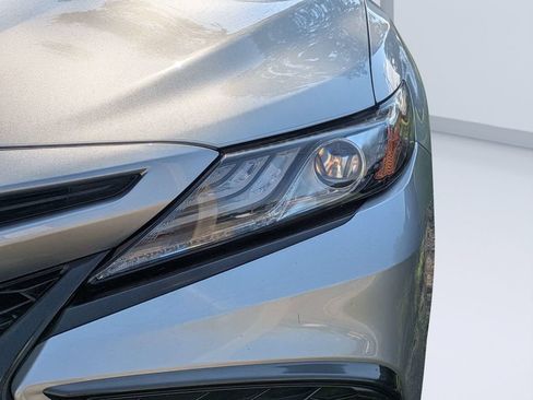 Used 2022 Toyota Camry XSE w/ Navigation Package FWD image 9