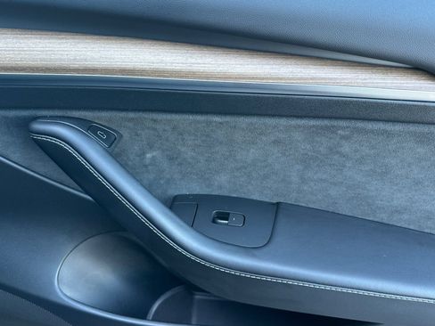 Used 2023 Tesla Model 3 Standard Range RWD image 21