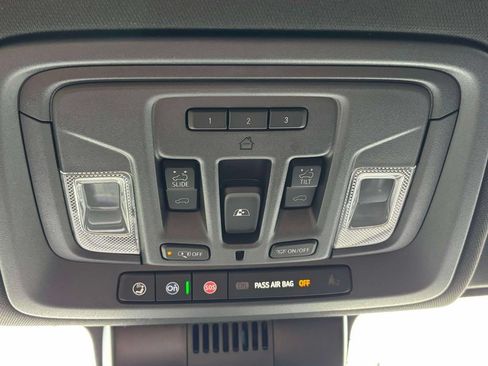 Used 2025 Chevrolet Silverado 1500 ZR2 w/ Technology Package AWD/4WD image 24