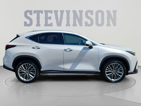 Used 2025 Lexus NX 350 AWD w/ Cold Area Package image 6