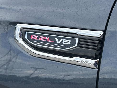 Used 2020 GMC Sierra 1500 SLT w/ SLT Premium Plus Package AWD/4WD image 18
