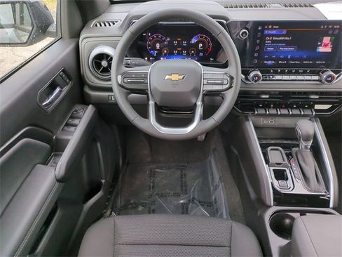 New 2026 Chevrolet Colorado LT image 16