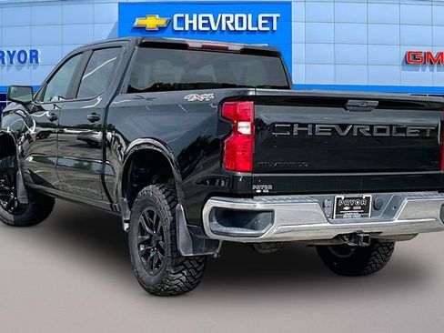 Used 2021 Chevrolet Silverado 1500 LT w/ LPO, Dark Essentials Package AWD/4WD image 4