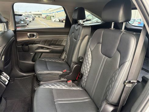 Used 2022 Kia Sorento SX Prestige AWD/4WD image 10