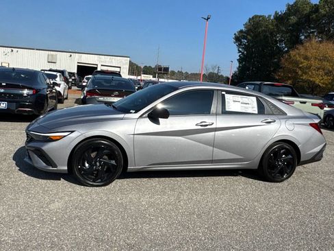 New 2026 Hyundai Elantra Sport image 2