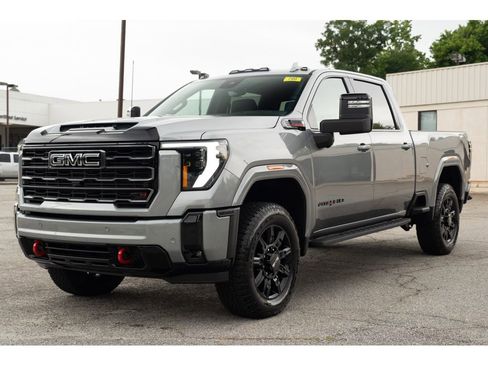 New 2026 GMC Sierra 2500 AT4 w/ AT4 Premium Plus Package AWD/4WD image 4