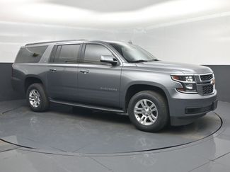 Used 2020 Chevrolet Suburban LT video 1