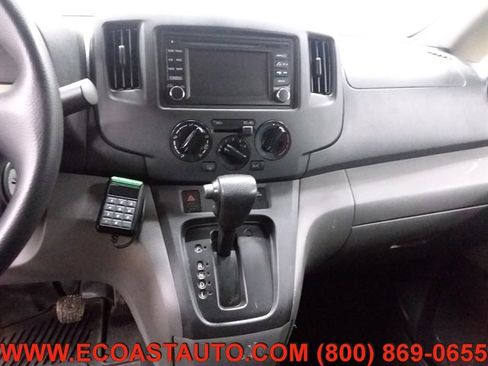 Used 2019 Nissan NV200 SV w/ Navigation Package image 12
