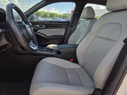 Used 2025 Honda Civic Sport image 17
