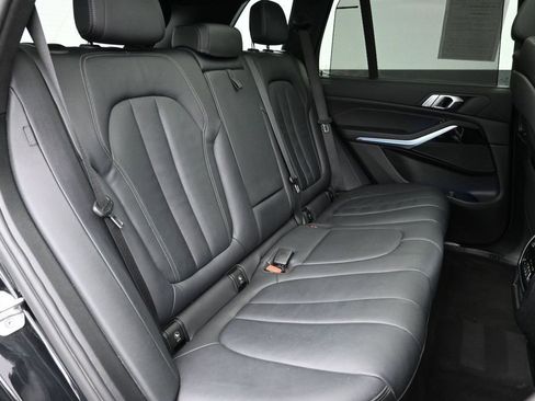 Used 2022 BMW X5 xDrive40i w/ Premium Essential Package AWD/4WD image 25