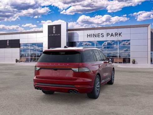 New 2026 Lincoln Aviator AWD image 8
