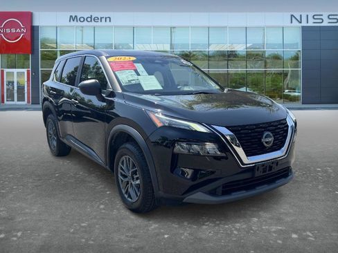 Certified 2023 Nissan Rogue S FWD image 3