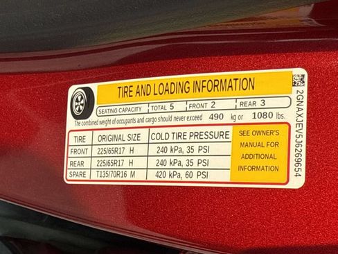 Used 2018 Chevrolet Equinox LT FWD image 32