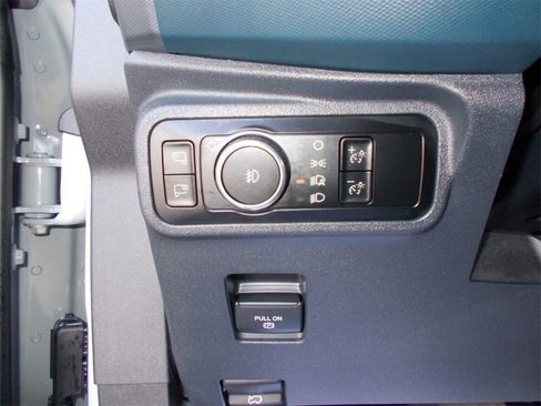 New 2024 Ford Bronco Outer Banks AWD/4WD image 14