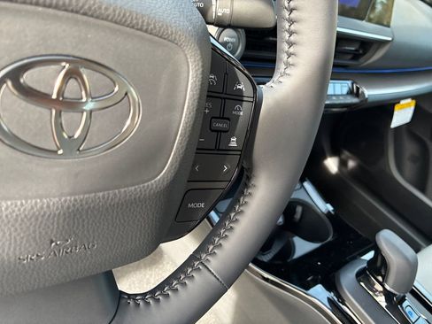 New 2026 Toyota Prius XLE image 22