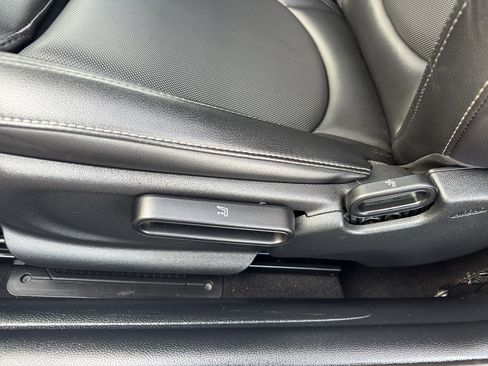 Used 2017 MINI Cooper S image 19