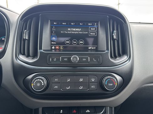 Used 2019 Chevrolet Colorado W/T image 16