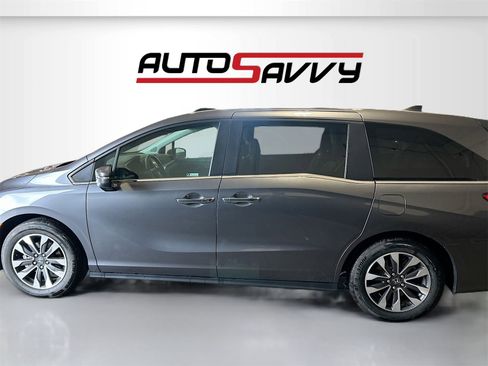 Used 2024 Honda Odyssey EX-L image 4