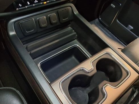 Used 2018 GMC Sierra 3500 Denali w/ Duramax Plus Package image 23