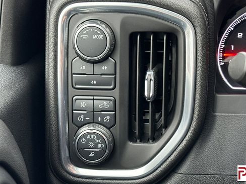 Certified 2020 Chevrolet Silverado 2500 LT w/ True North Edition image 31