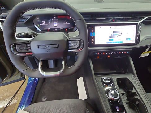 New 2026 Jeep Cherokee Laredo AWD/4WD image 16