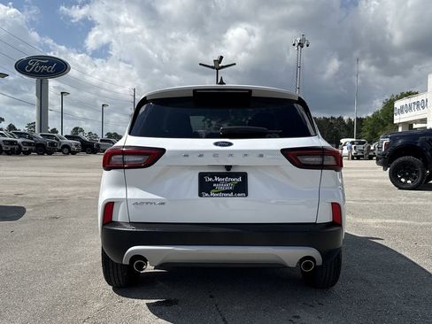 Used 2024 Ford Escape Active image 6