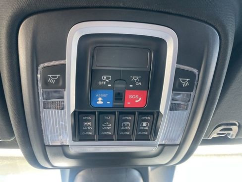 Used 2023 RAM 1500 Big Horn image 15