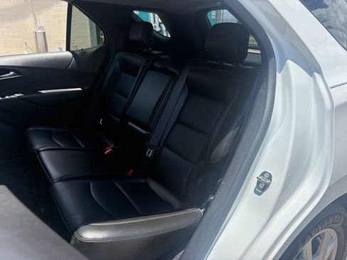 Used 2018 Chevrolet Equinox Premier FWD image 11